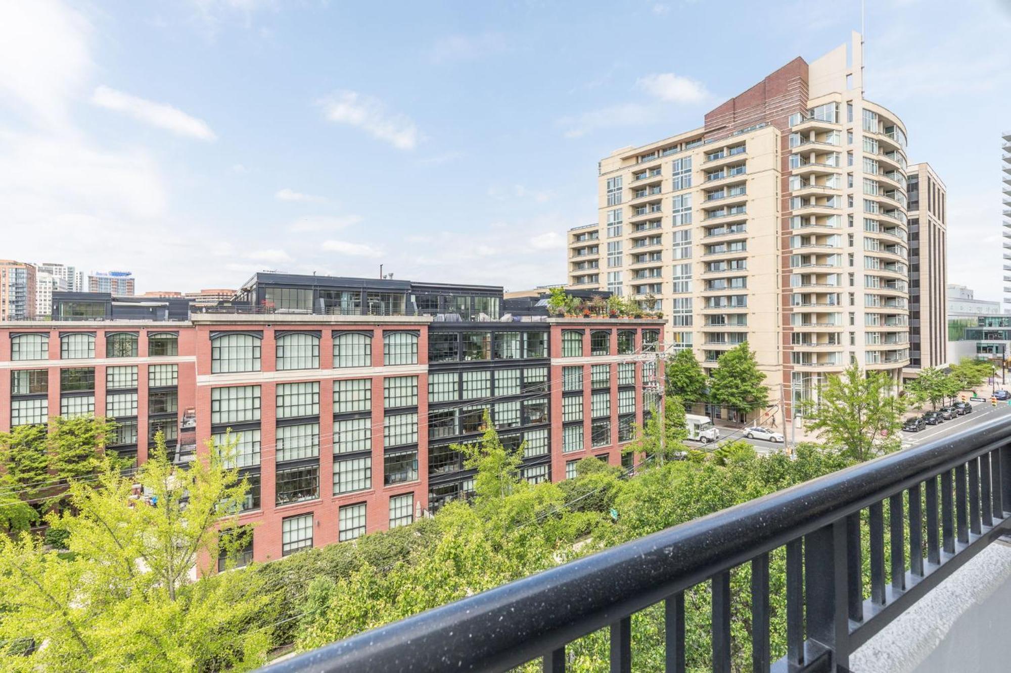 2Br Comfort Apartment In Prime Location อาร์ลิงตัน ภายนอก รูปภาพ